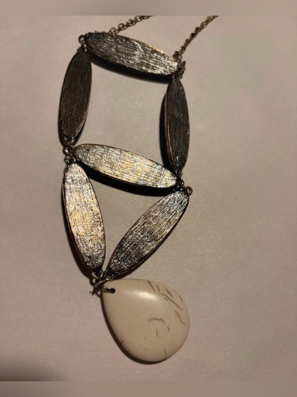 Two necklaces - Picture 13 of 16
